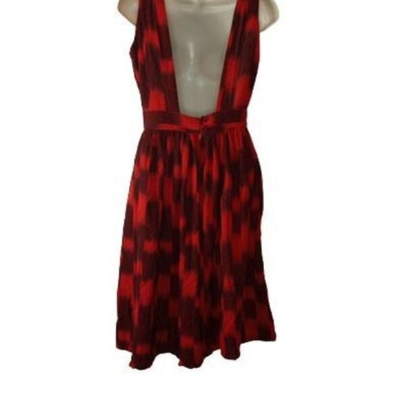 Narda's Red Black Hand Dyed Hand Woven Red Black Midi Shift Dress - Picture 3 of 5